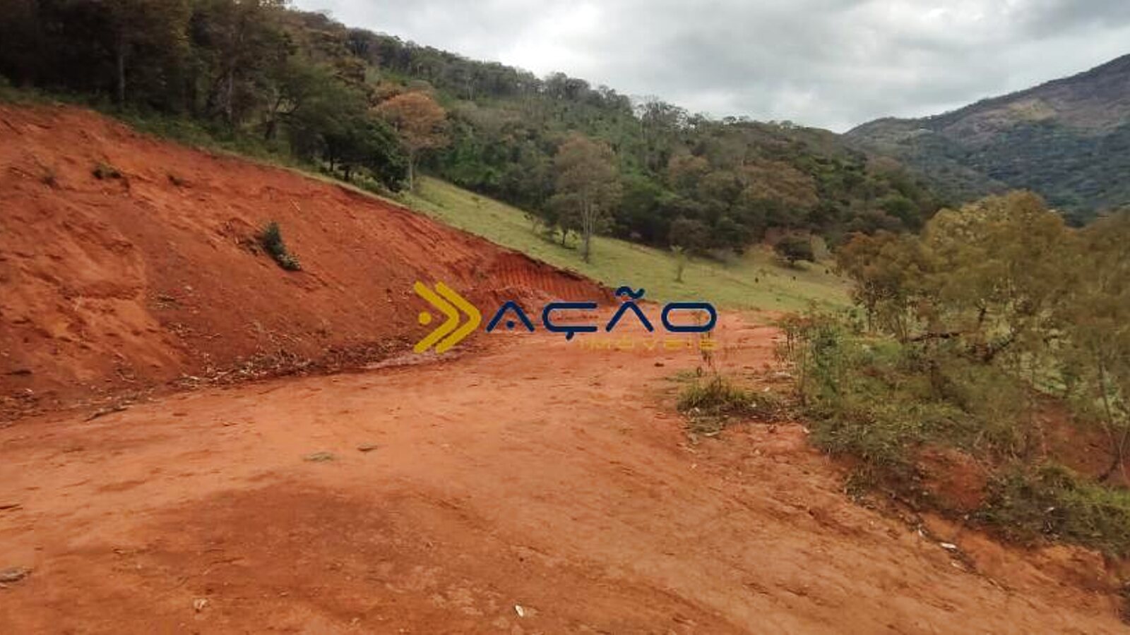 Chácara de 3,5 hectares no Mato Dentro, Itajubá
