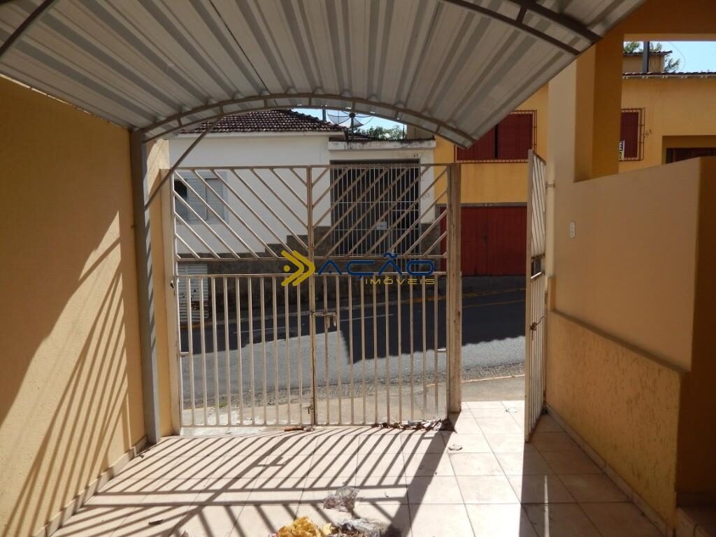 Foto 2 de Casa de 90 m² para alugar no Pinheirinho, Itajubá-MG