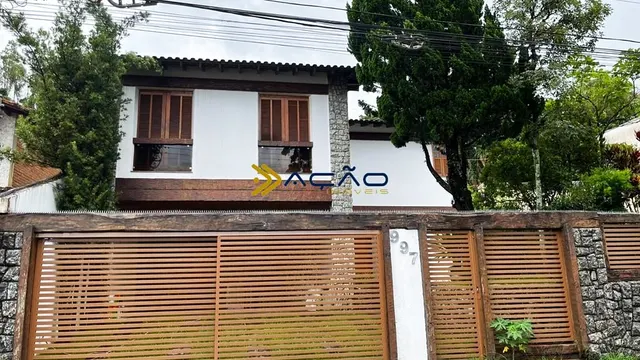 Foto 1 de Casa de 4 quartos no Centro, Itajubá