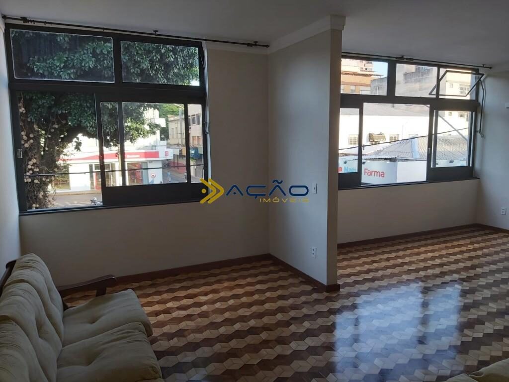 Foto 2 de Apartamento de 3 quartos no Centro, Itajubá