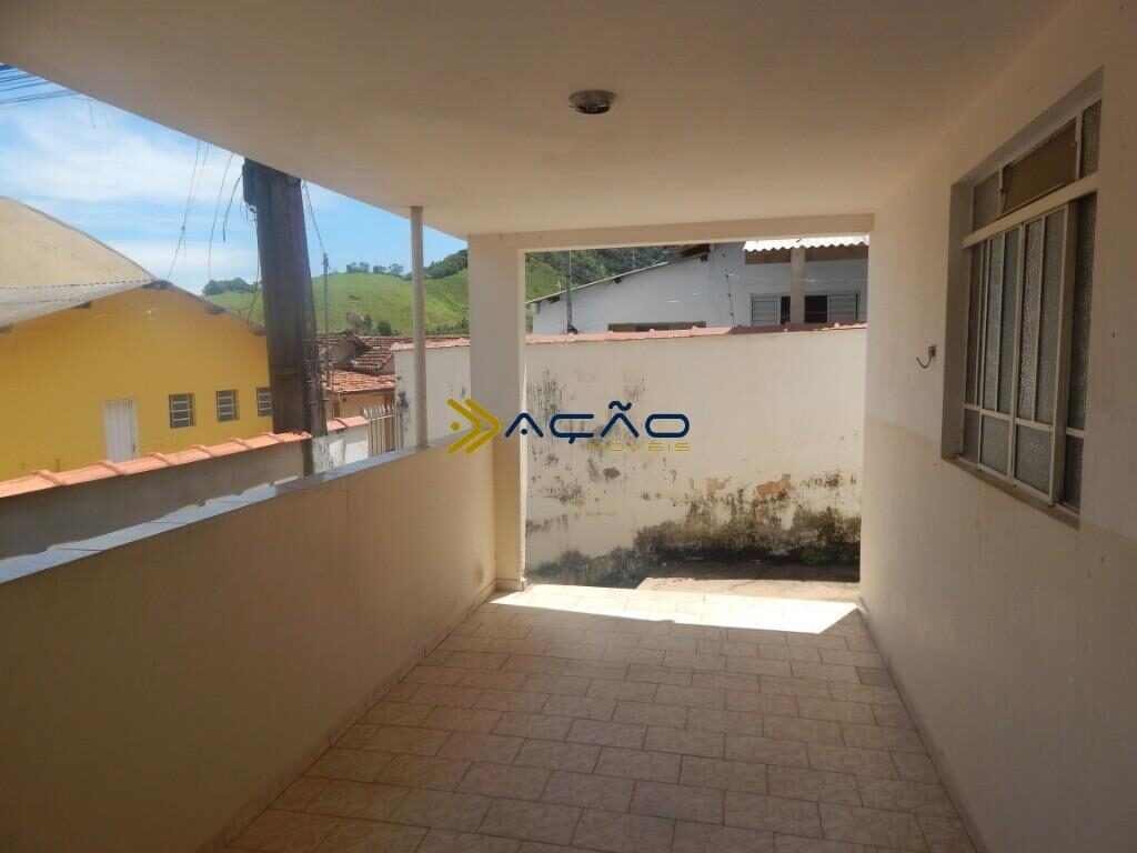 Foto 3 de Casa de 4 quartos em Santa Rosa, Itajubá
