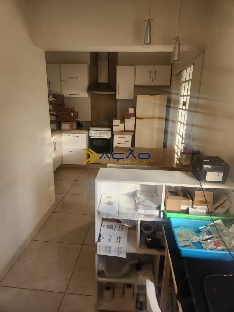 Foto 4 de Casa de 4 quartos no Centro, Itajubá