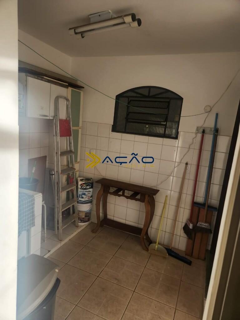 Foto 5 de Casa de 4 quartos no Centro, Itajubá