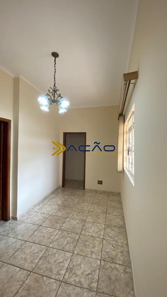 Foto 2 de Casa de 3 quartos com edícula na Varginha, Itajubá