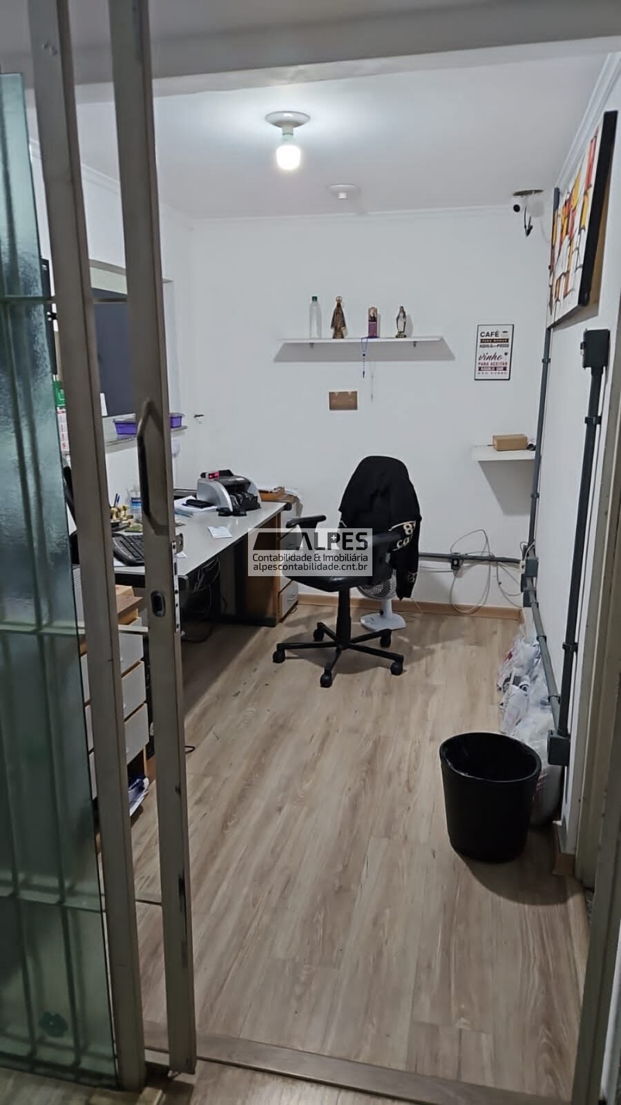 Foto 2 de Ponto Comercial de 142 m² para alugar no Centro com 141,53 m², Itajubá-MG