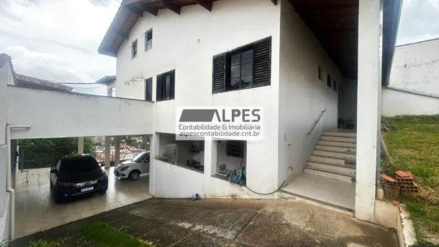 Foto 1 de Casa de 378 m² para alugar no Pinheirinho com 378,42 m², Itajubá-MG