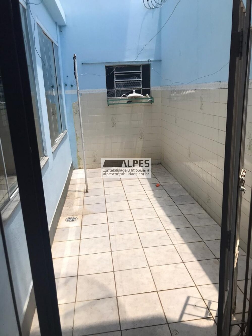 Foto 3 de Casa de 300 m² construídos na Medicina, Itajubá-MG