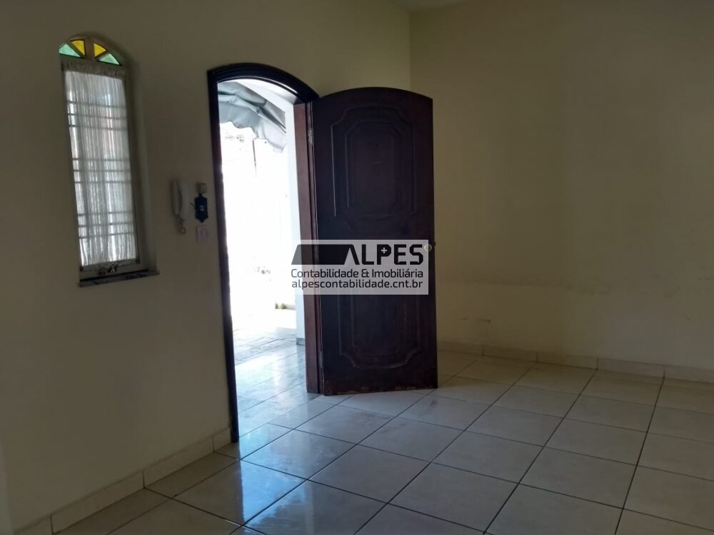 Foto 6 de Casa de 300 m² construídos na Medicina, Itajubá-MG