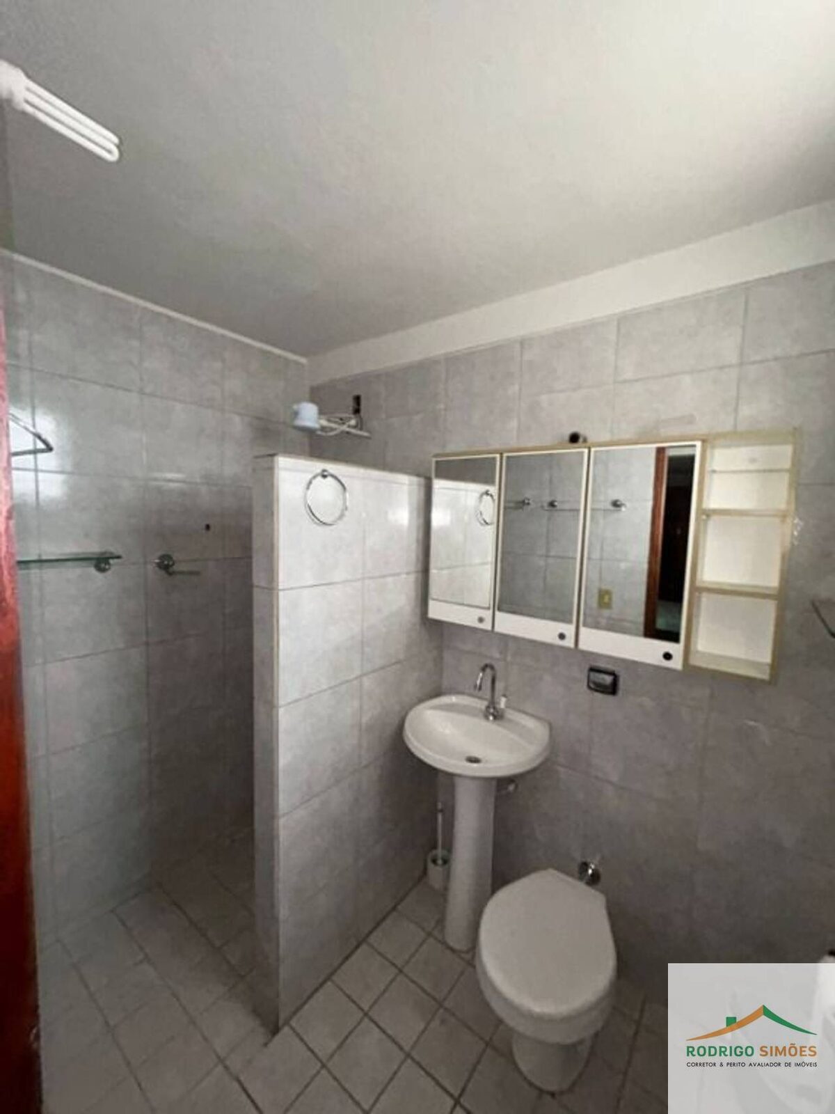Foto 3 de Kitnet para alugar em Pinheirinho, 15 m²
