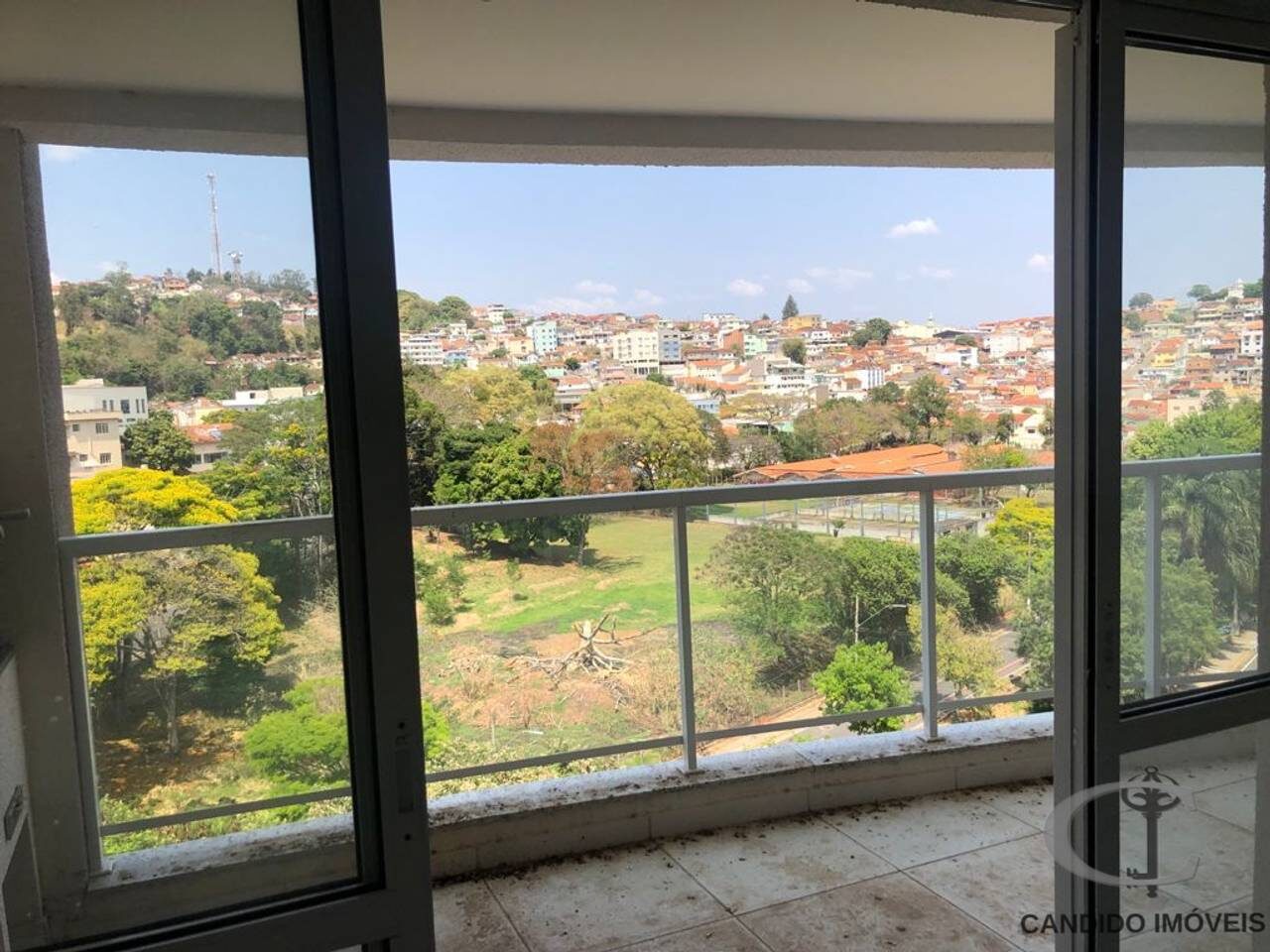 Foto 2 de Apartamento de 3 quartos e 109 m² na Nossa Senhora da Agonia
