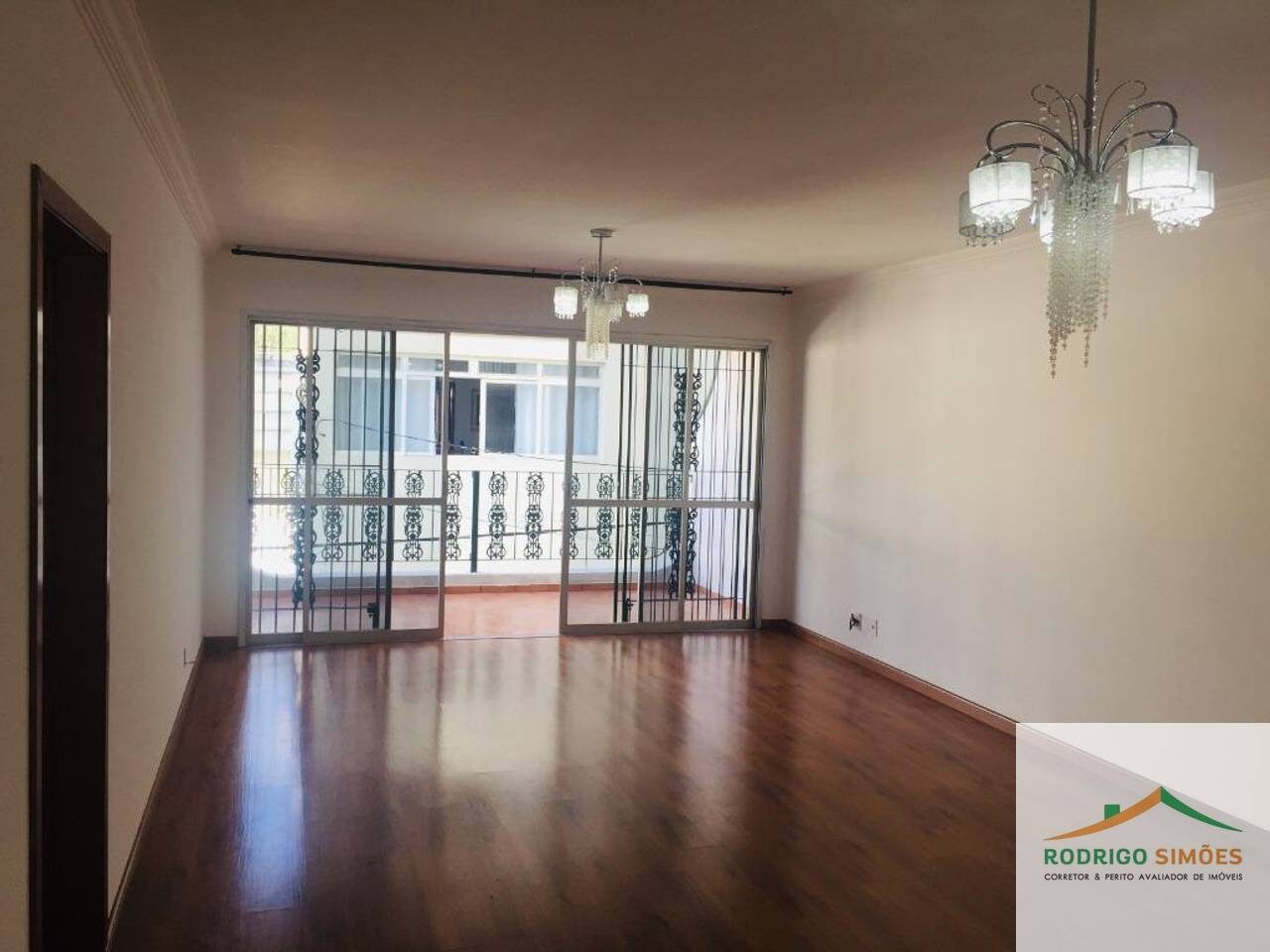 Foto 2 de Apartamento de 170 m² úteis com uma suíte no Centro