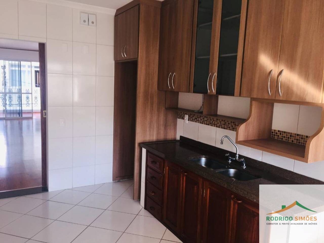 Foto 4 de Apartamento de 170 m² úteis com uma suíte no Centro
