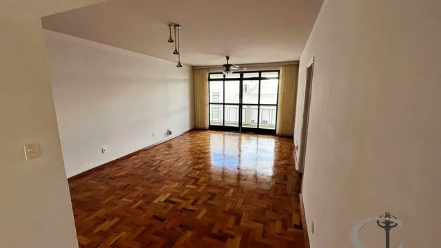 Apartamento de 3 quartos e 214 m² no Centro