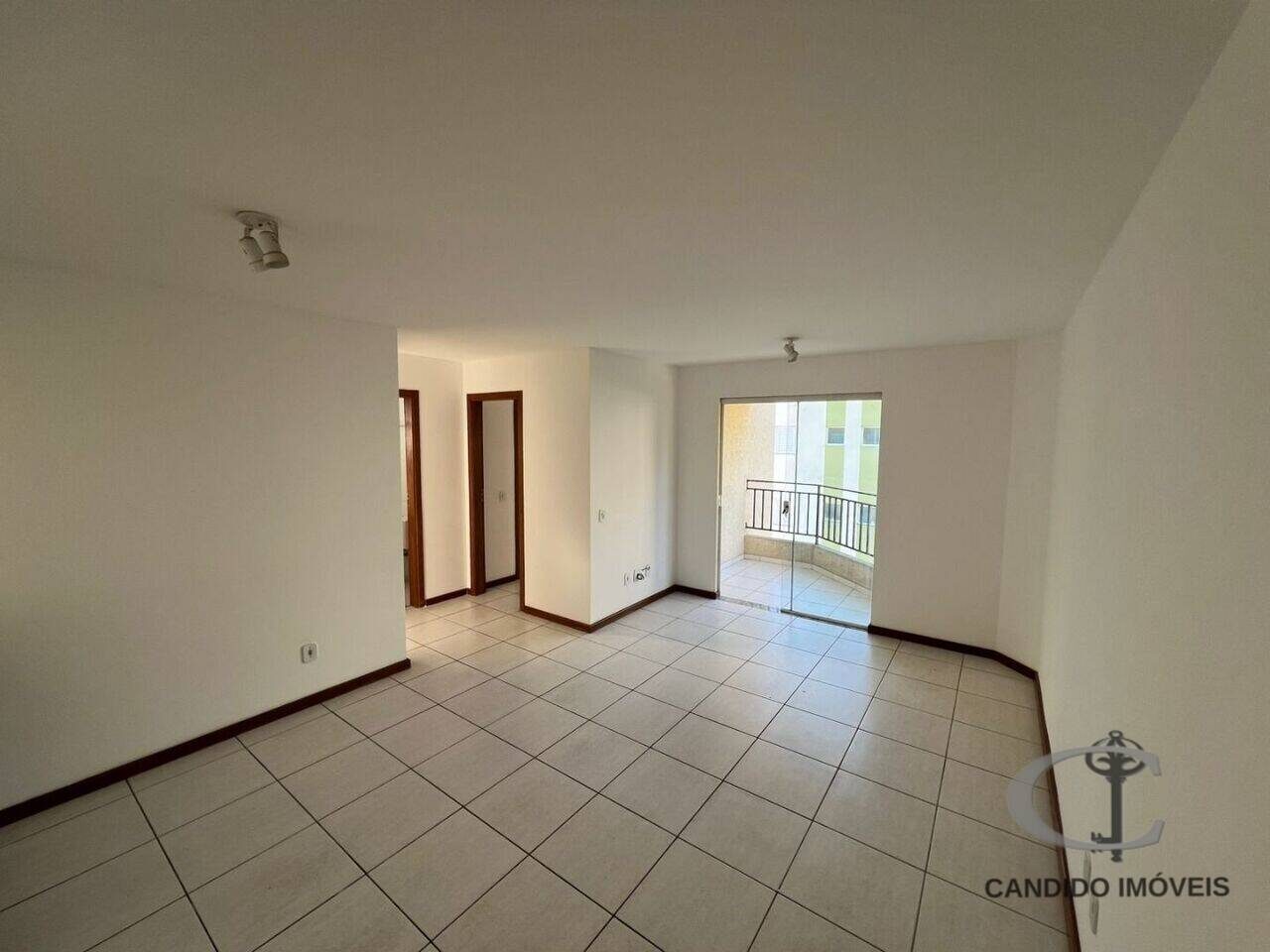 Foto 2 de Apartamento de 2 quartos e 68 m² no Cruzeiro