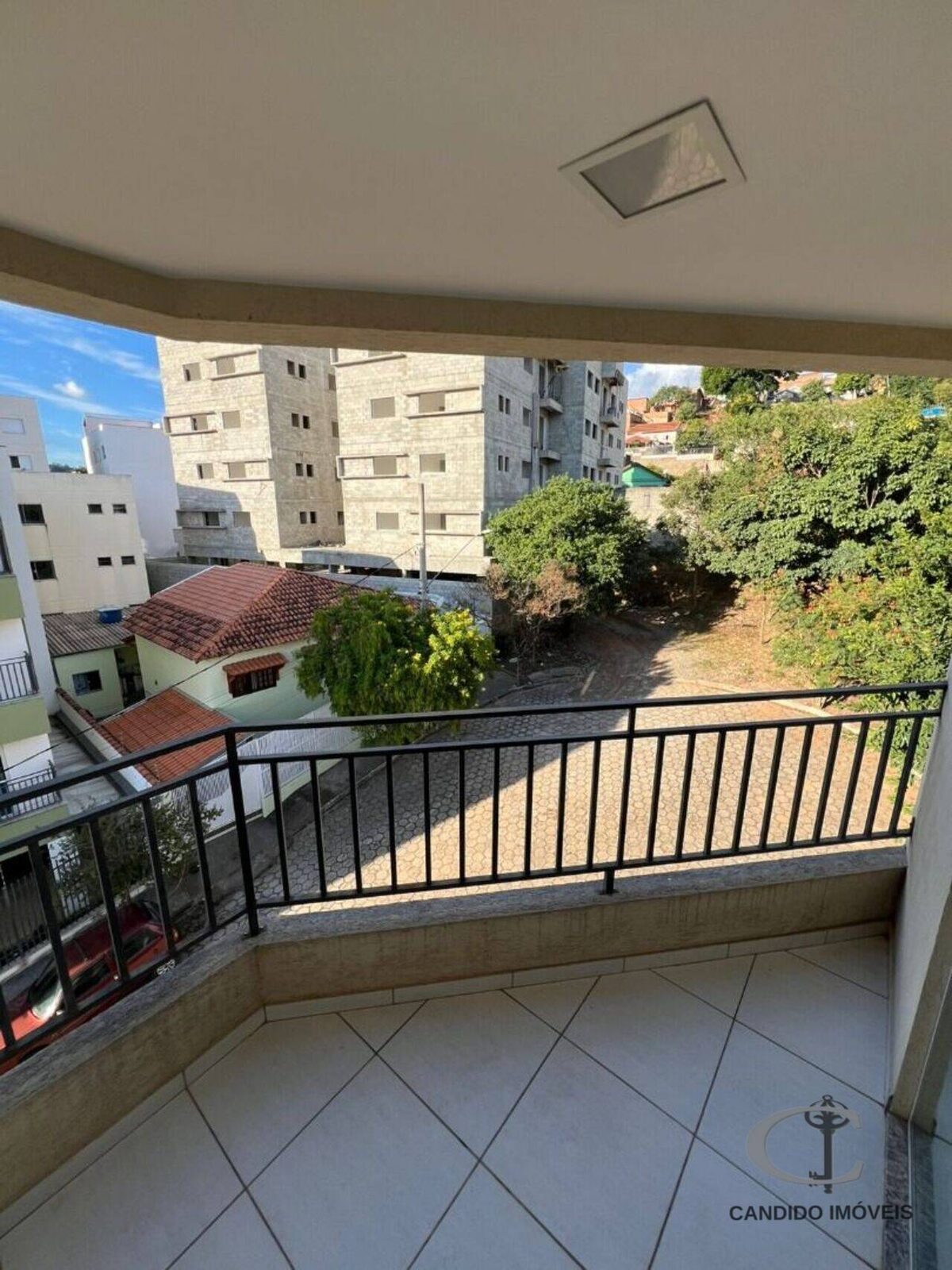 Foto 3 de Apartamento de 2 quartos e 68 m² no Cruzeiro