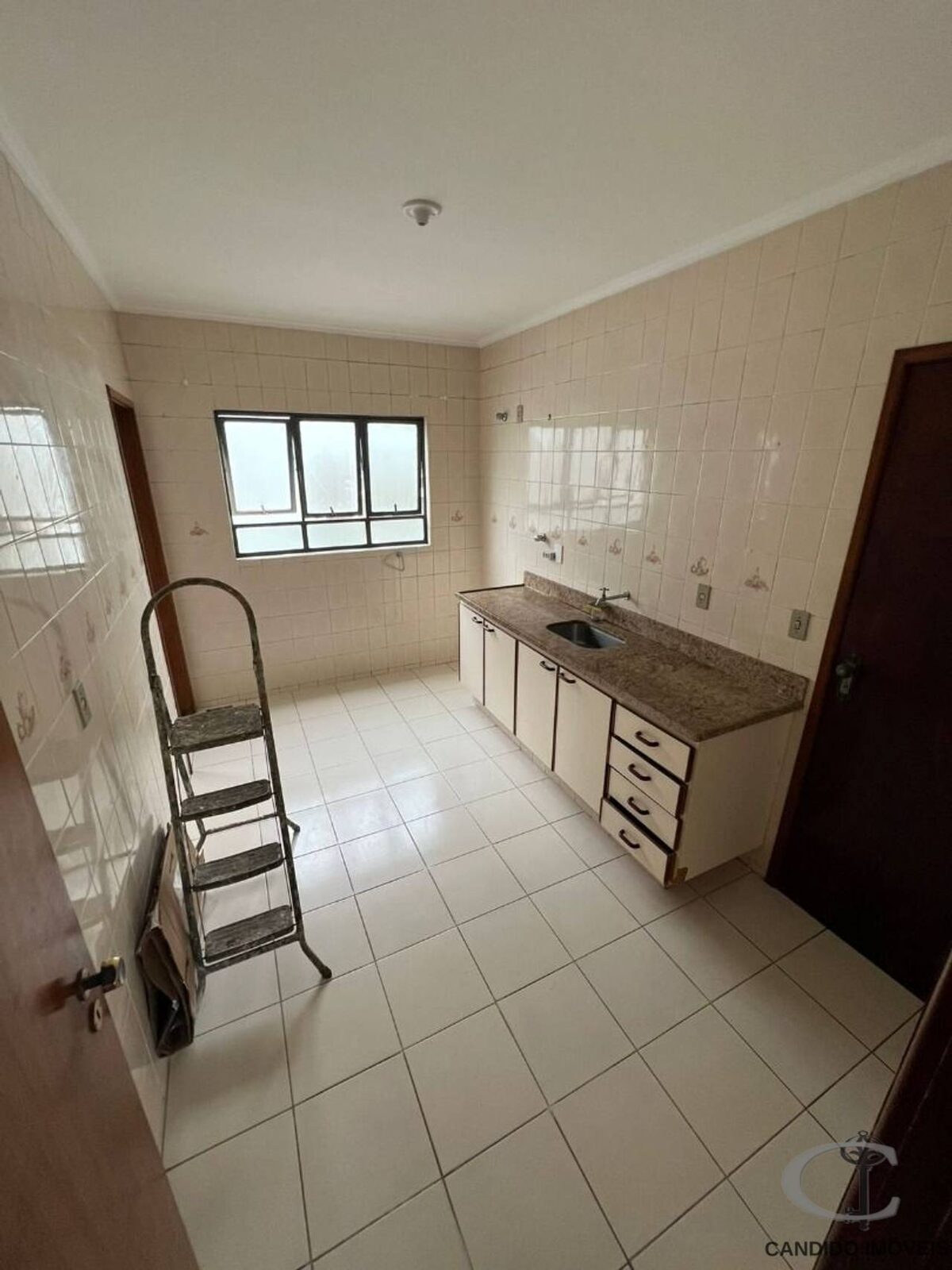 Foto 4 de Apartamento de 74 m² com uma vaga