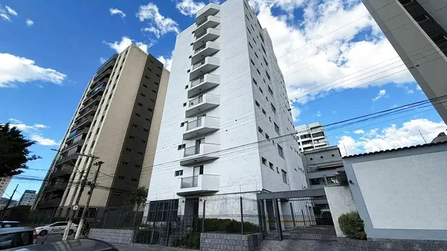 Foto 1 de Apartamento de 178,87 m² para alugar no bairro Pinheirinho