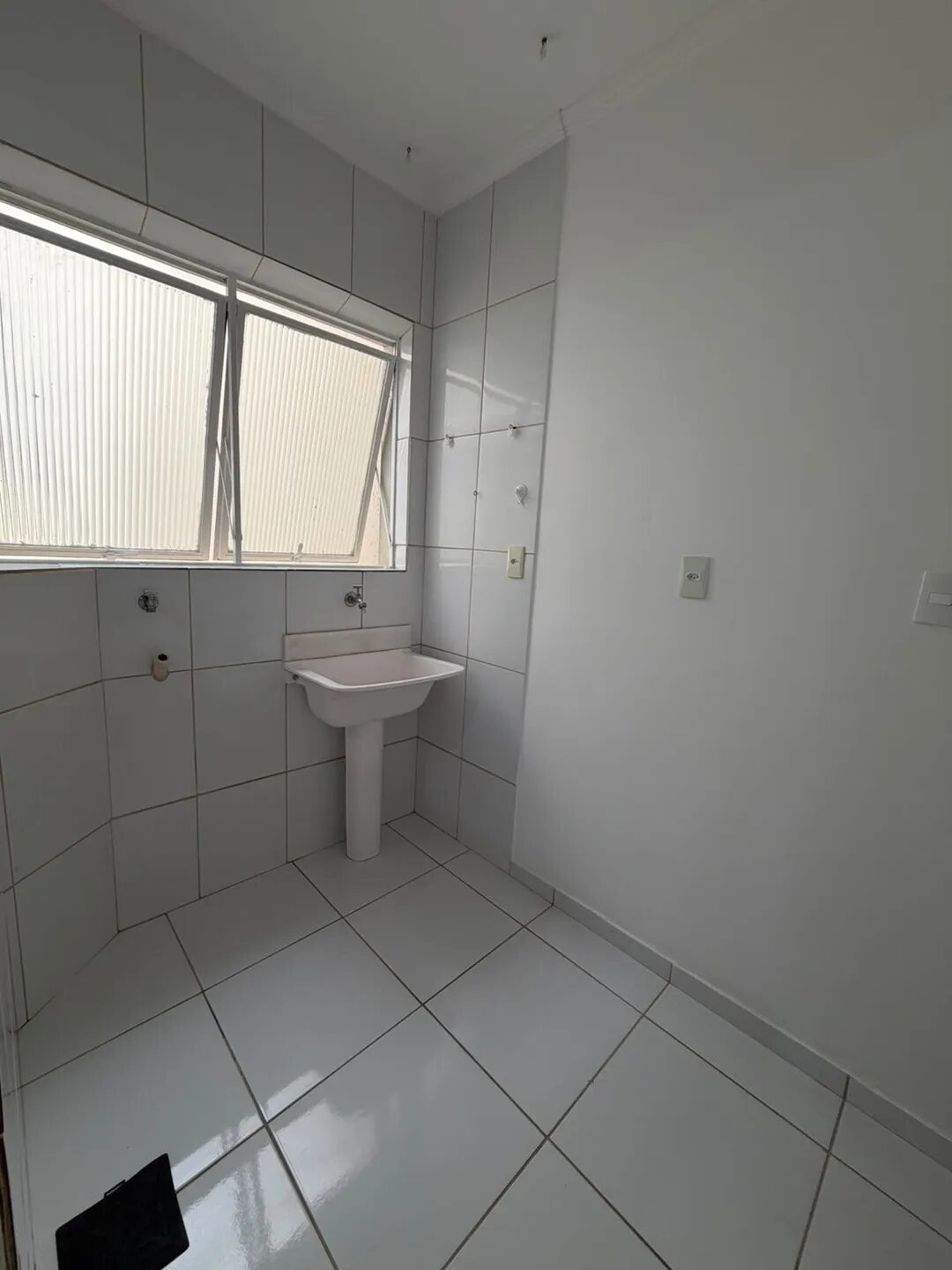 Foto 4 de Apartamento de 65 m² para alugar no bairro Varginha