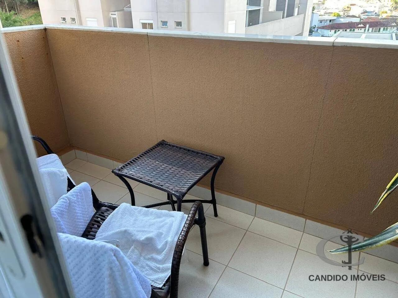 Foto 4 de Apartamento mobiliado nas fotos, com sala de jantar e sacada, Varginha