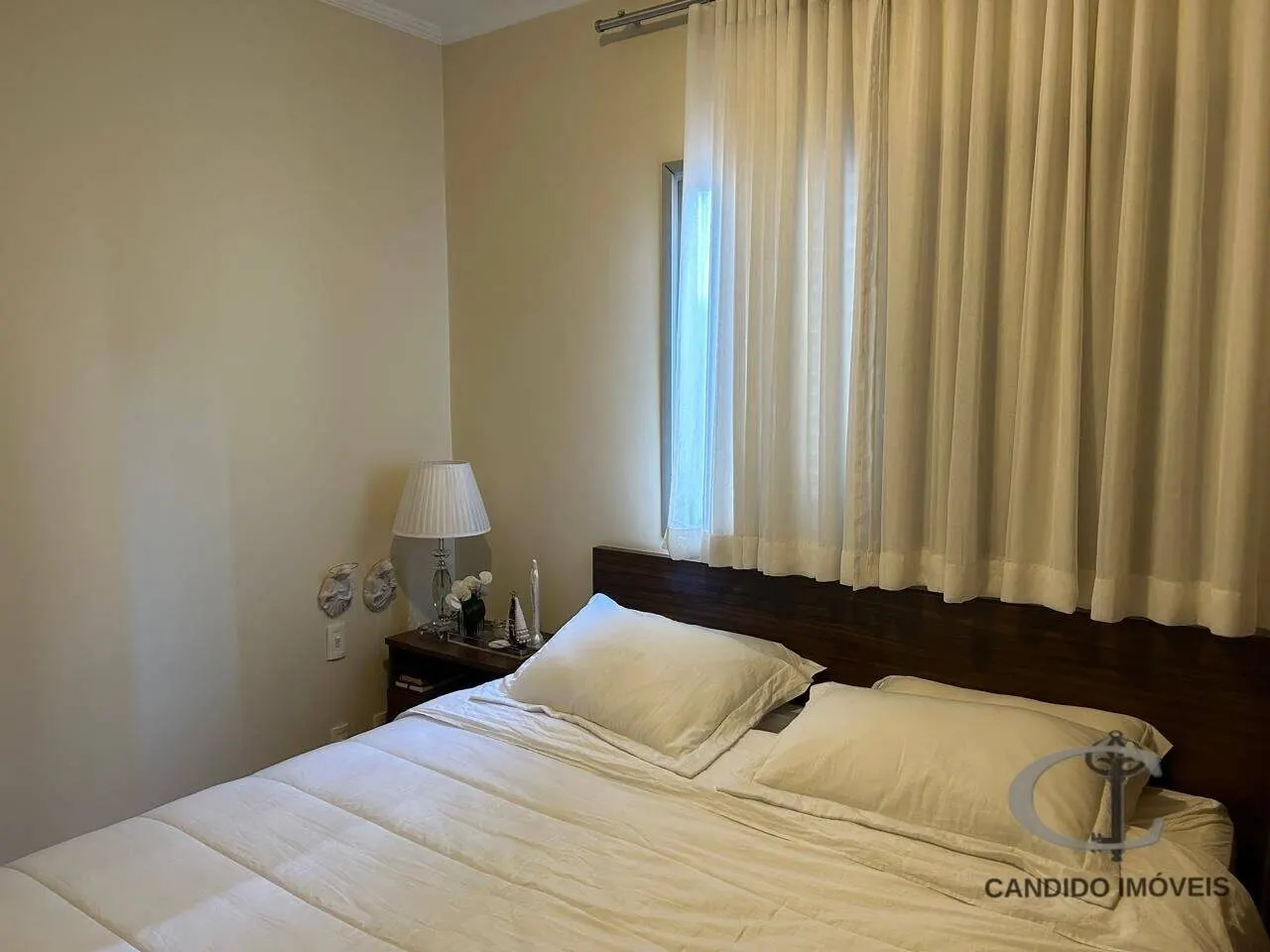 Foto 5 de Apartamento mobiliado nas fotos, com sala de jantar e sacada, Varginha