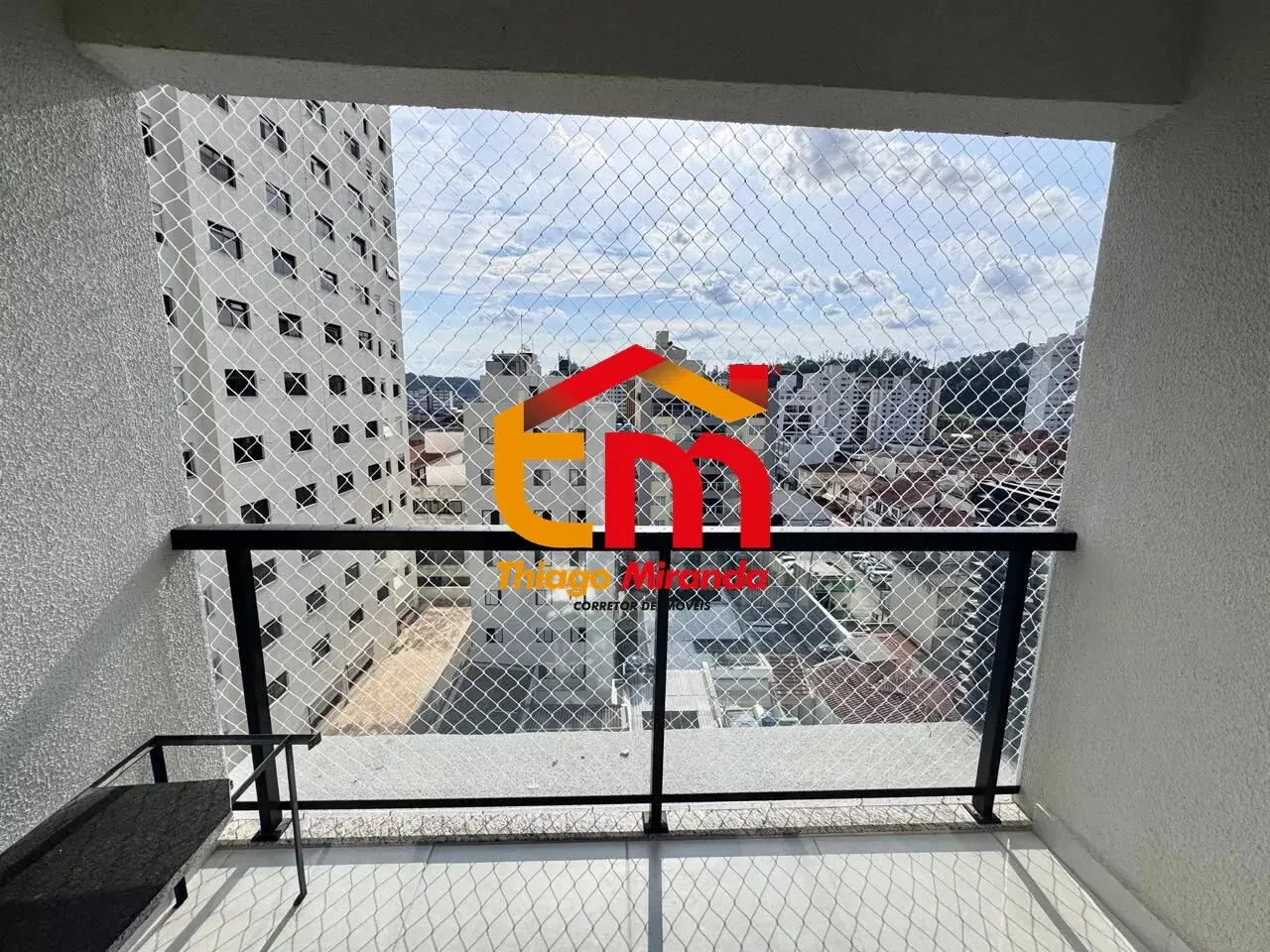 Foto 7 de Apartamento mobiliado de 1 suíte com varanda e piscina aquecida, Centro
