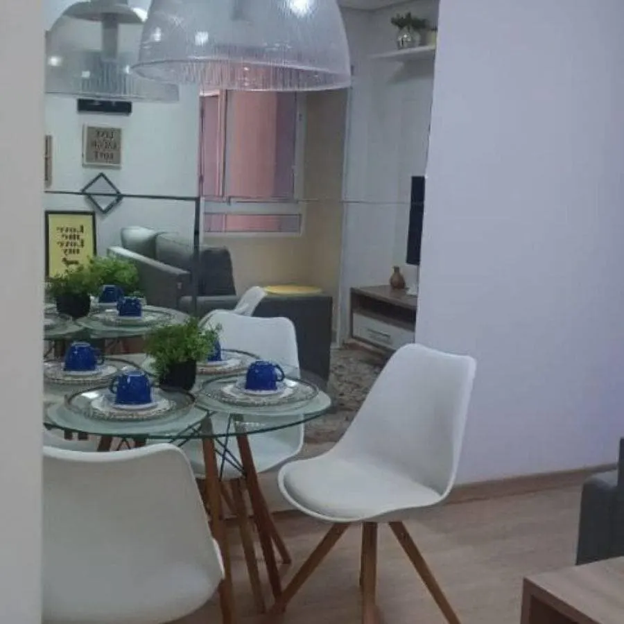 Foto 2 de Apartamento de 2 quartos com sacada em condomínio com portaria 24h, Açude