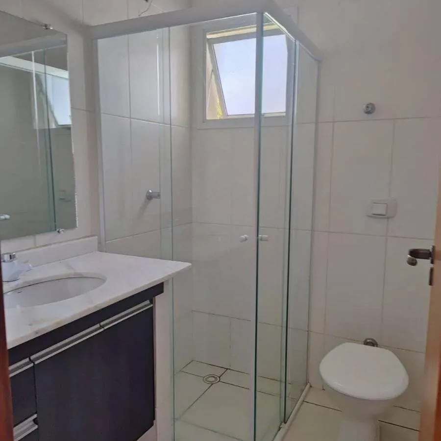 Foto 5 de Apartamento de 2 quartos (1 suíte) com varanda em condomínio com piscina, Varginha