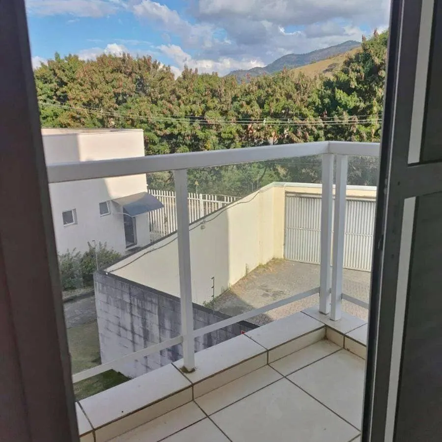 Foto 6 de Apartamento de 2 quartos (1 suíte) com varanda em condomínio com piscina, Varginha