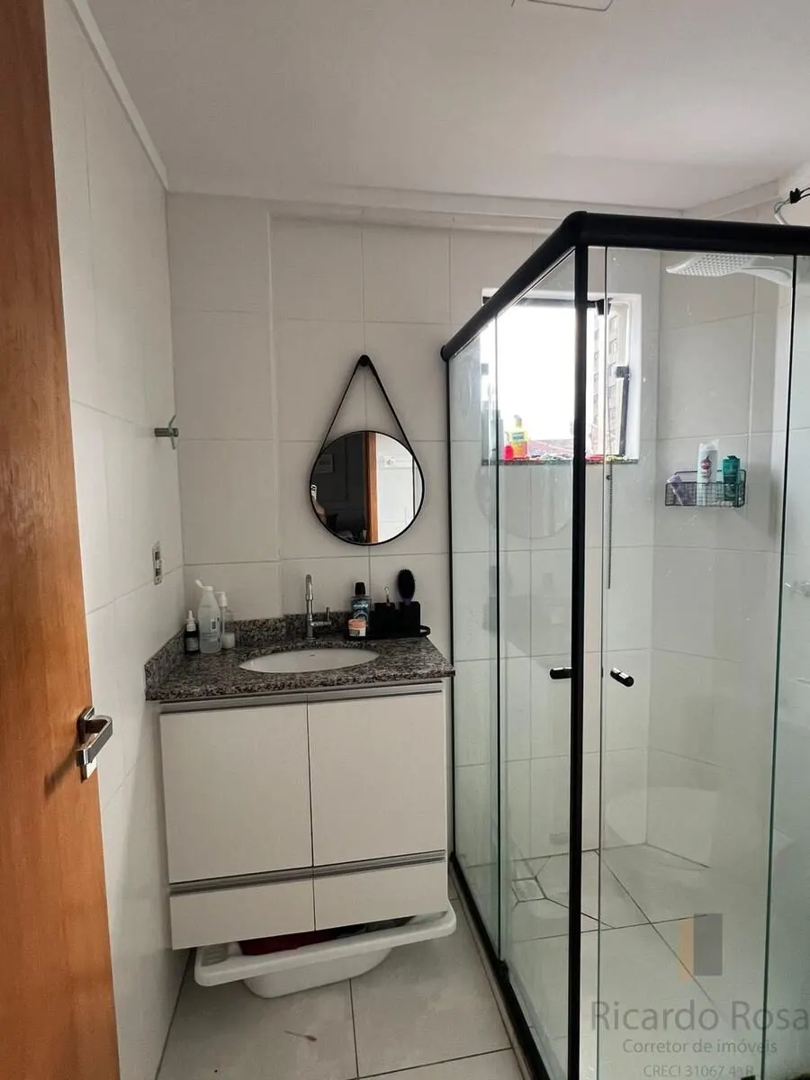 Foto 5 de Apartamento de 2 quartos com cozinha planejada e garagem, Varginha