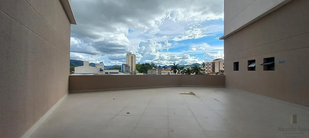 Foto 3 de Apartamento novo de 2 quartos (1 suíte) em prédio com piscina, Centro