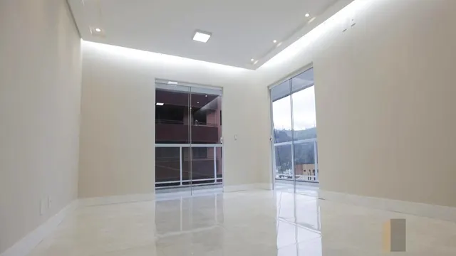 Foto 1 de Apartamento de 2 quartos (1 suíte) com piscina aquecida no prédio, Varginha