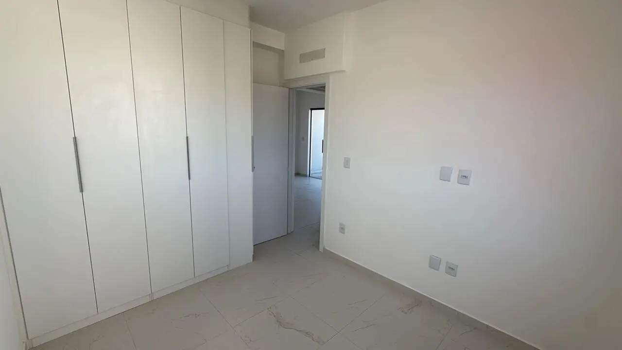 Foto 4 de Apartamento de 2 quartos (1 suíte) no 5º andar com sacada e vista, Varginha