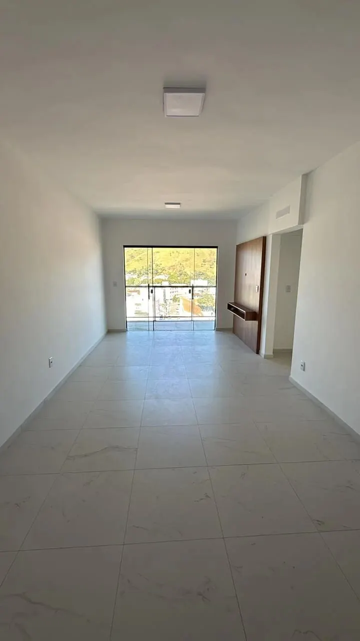 Foto 7 de Apartamento de 2 quartos (1 suíte) no 5º andar com sacada e vista, Varginha