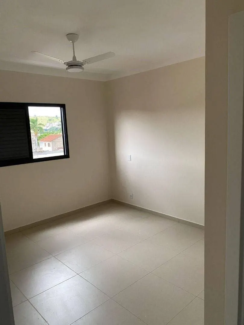 Foto 3 de Apartamento de 2 quartos (1 suíte) recém construído com varanda, Morro Chic