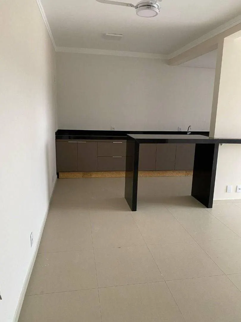 Foto 4 de Apartamento de 2 quartos (1 suíte) recém construído com varanda, Morro Chic