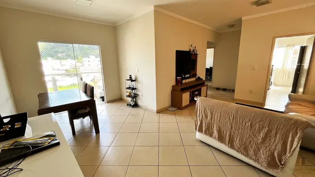 Foto 1 de Apartamento de 2 quartos (1 suíte) com sacada e vista, Residencial São Benedito