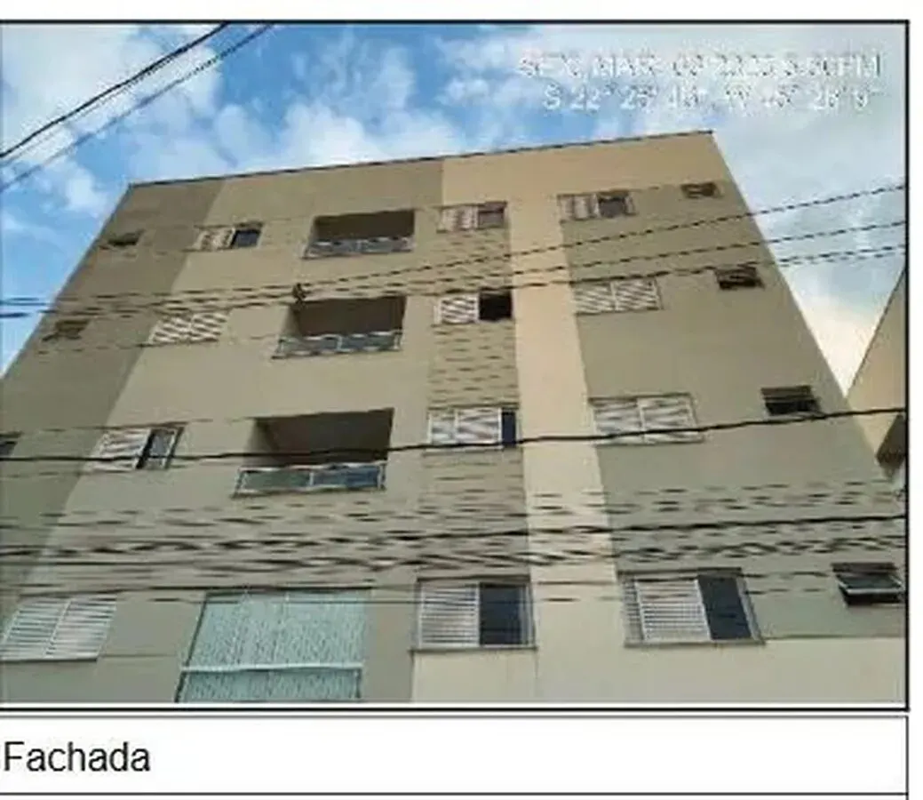 Foto 2 de Apartamento de 2 quartos com varanda e vaga, Rua Doutor Ivo Martins Menezes, Varginha