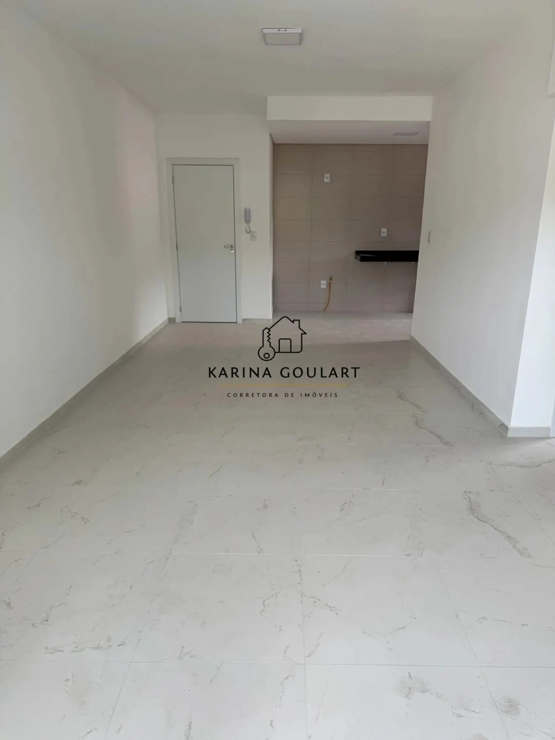 Foto 5 de Apartamento de 2 quartos (1 suíte) com sacada no Residencial Ana Maria Renno, Varginha