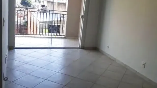 Apartamento de 2 quartos (1 suíte) com sacada e móveis planejados, Avenida