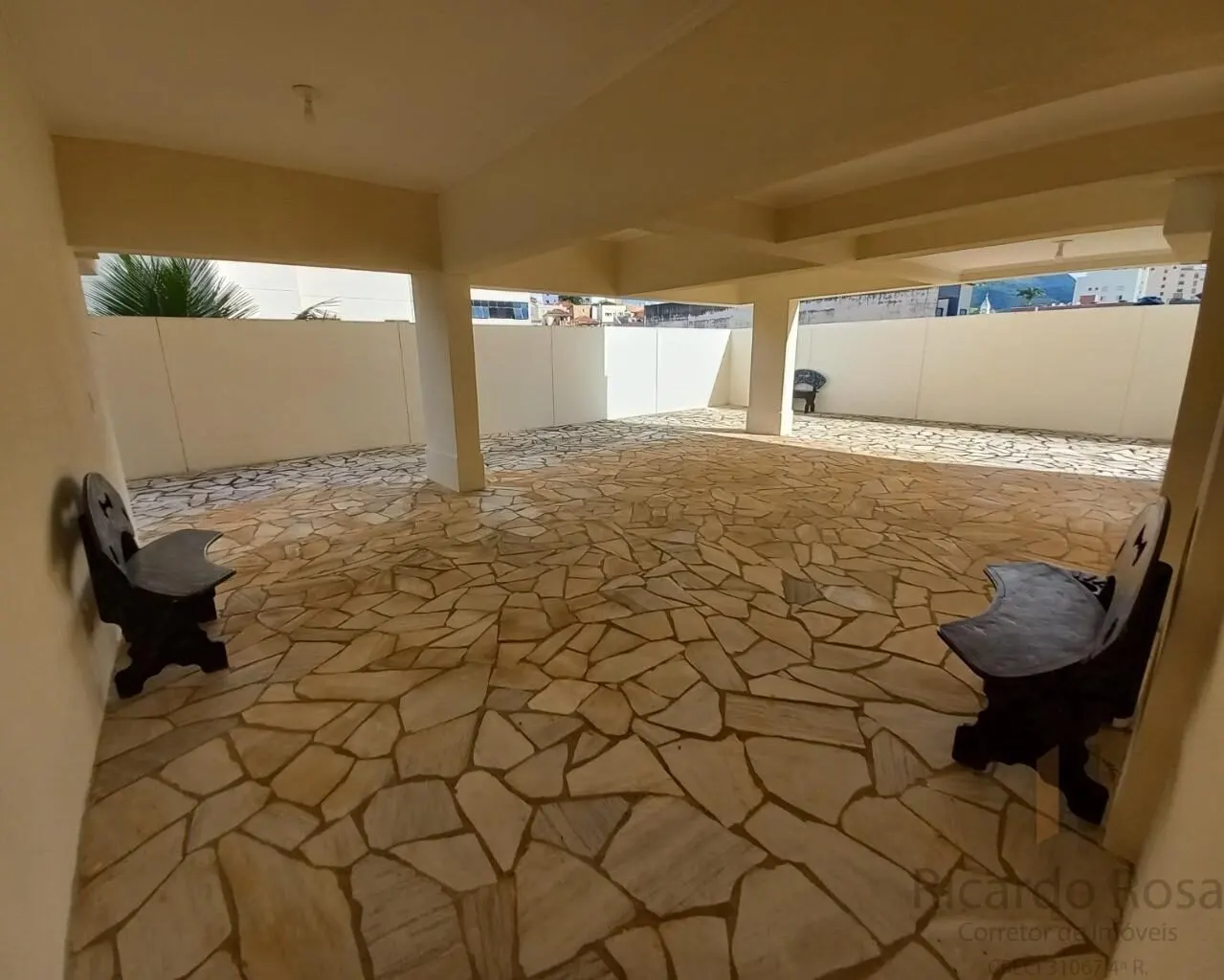 Foto 8 de Apartamento de 2 quartos (1 suíte) com varanda no Residencial Parati, Pinheirinho