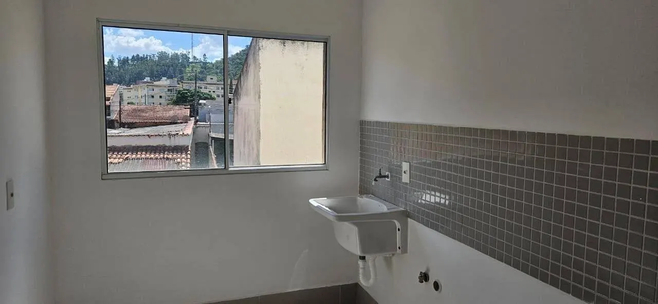 Foto 2 de Apartamento de 2 quartos com cozinha americana, Varginha