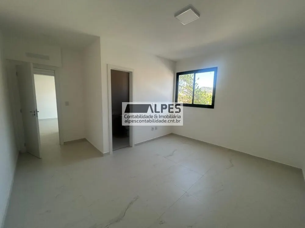 Foto 4 de Apartamento de 2 quartos (1 suíte) com varanda no Residencial Ana Maria Renó, Varginha