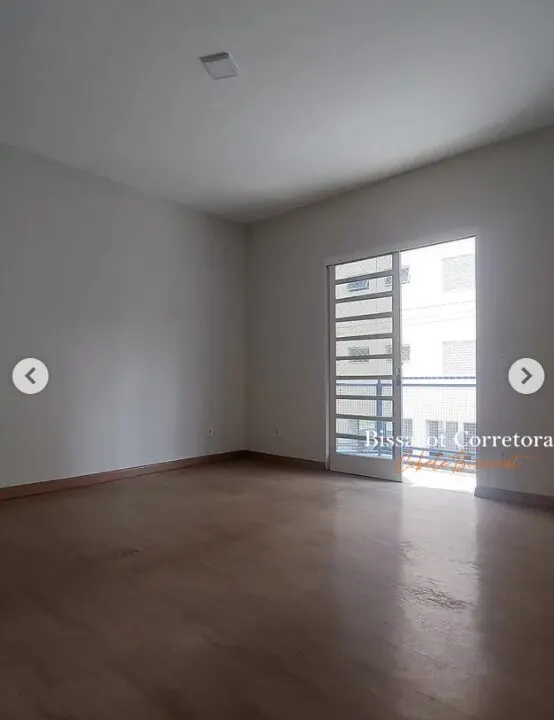 Foto 2 de Apartamento de 2 quartos (1 suíte) com varanda no Edifício Dona Norma, Varginha