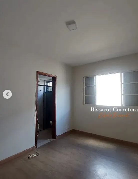 Foto 4 de Apartamento de 2 quartos (1 suíte) com varanda no Edifício Dona Norma, Varginha