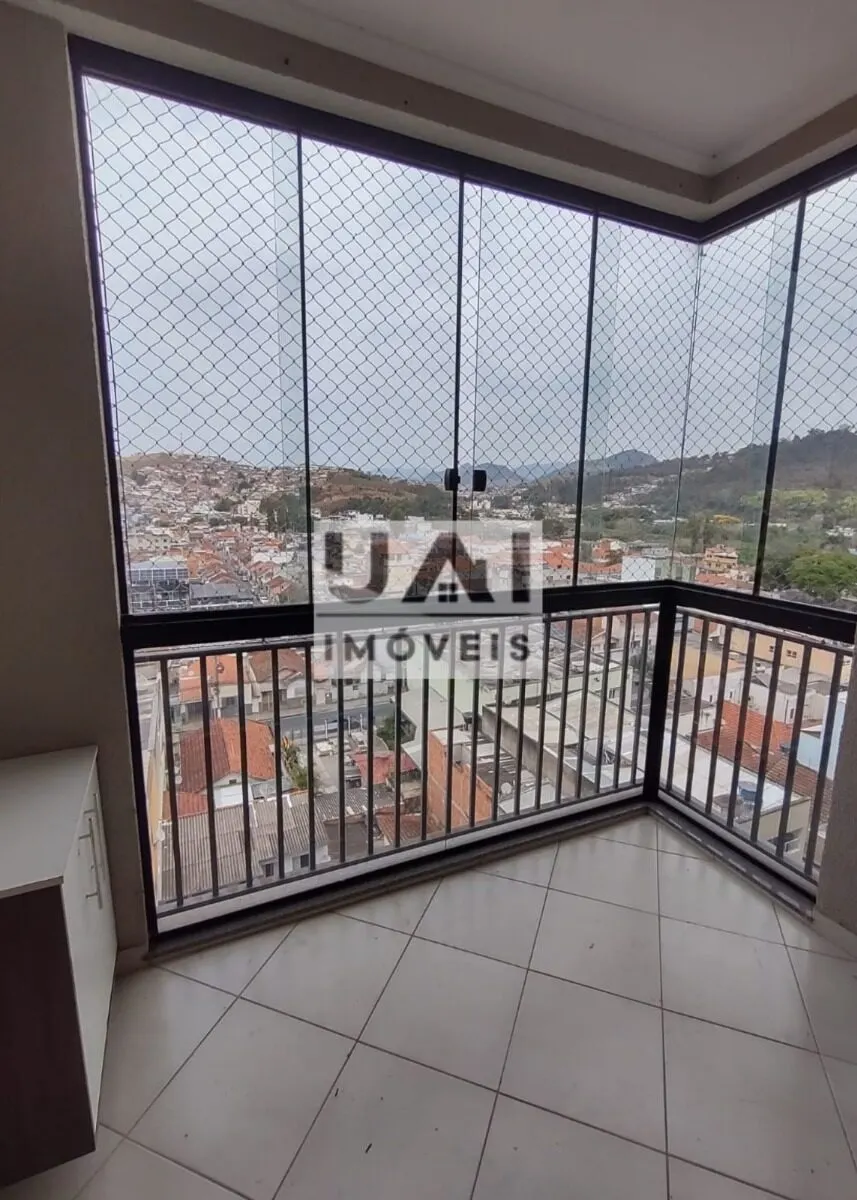 Foto 2 de Apartamento de 2 quartos (1 suíte) com sacada e 2 vagas no Ed. Lucy Cardoso, Avenida