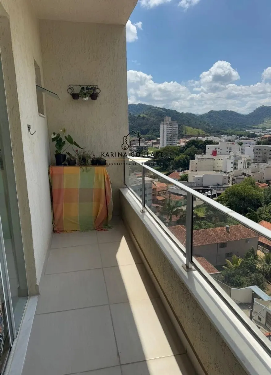 Foto 3 de Apartamento de 2 quartos (1 suíte) com sacada e vista no Residencial Floresta, Cruzeiro