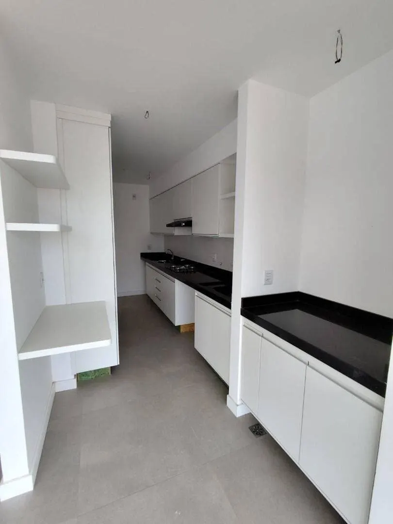 Foto 6 de Apartamento de 2 quartos (1 suíte) com planejados e 2 vagas, Varginha