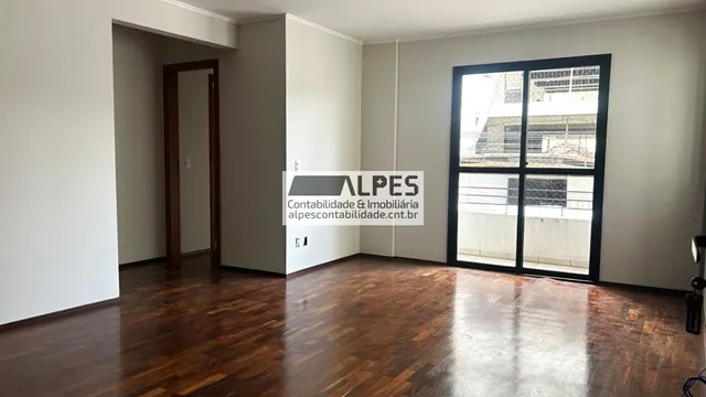 Apartamento de 2 quartos (1 suíte) no 1º andar do Edifício Saint Martin, Varginha