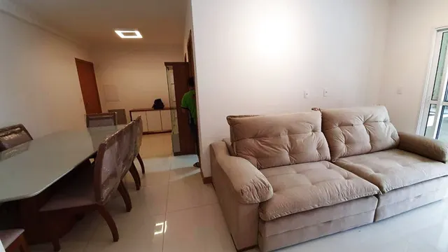 Foto 1 de Apartamento de 2 quartos (1 suíte) com varanda gourmet, Morro Chic