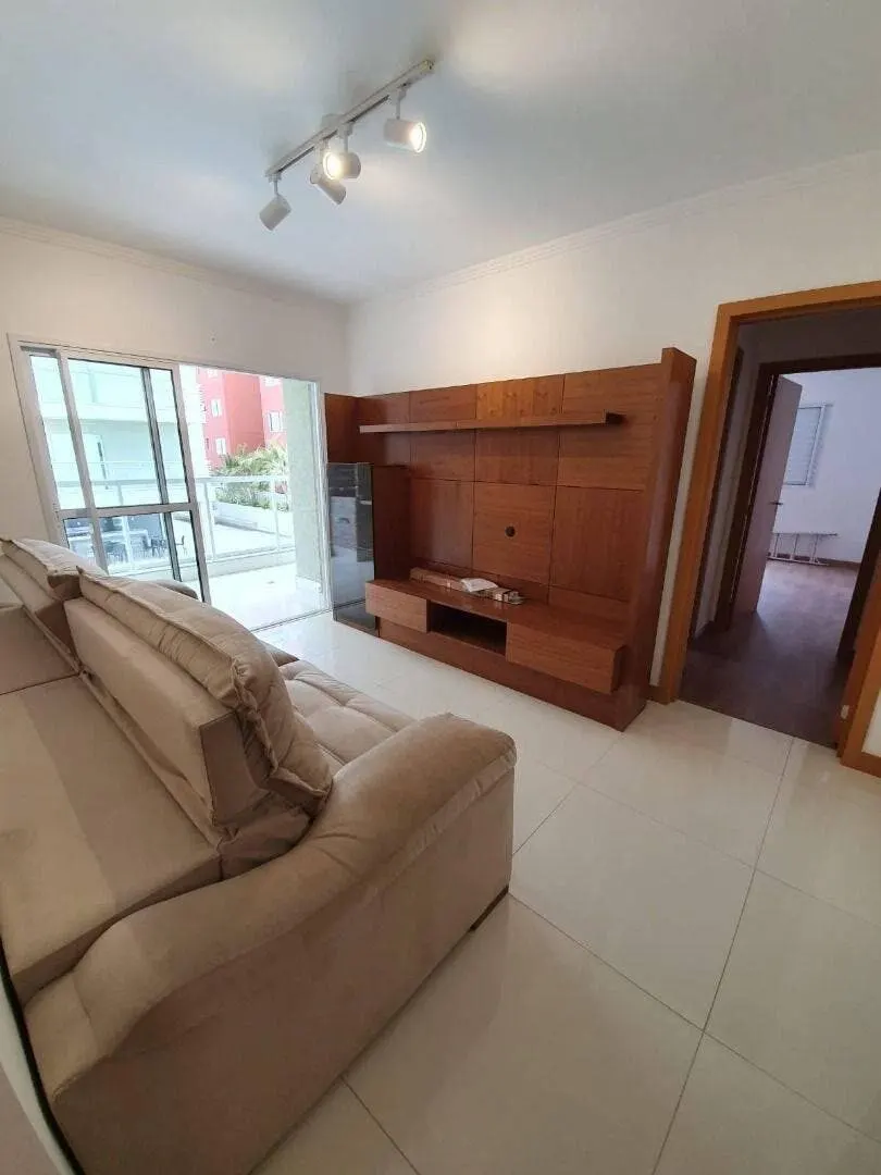 Foto 2 de Apartamento de 2 quartos (1 suíte) com varanda gourmet, Morro Chic